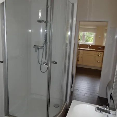 Ferienwohnung-dg-im-reetdachhaus-im-ort-welt Διαμέρισμα